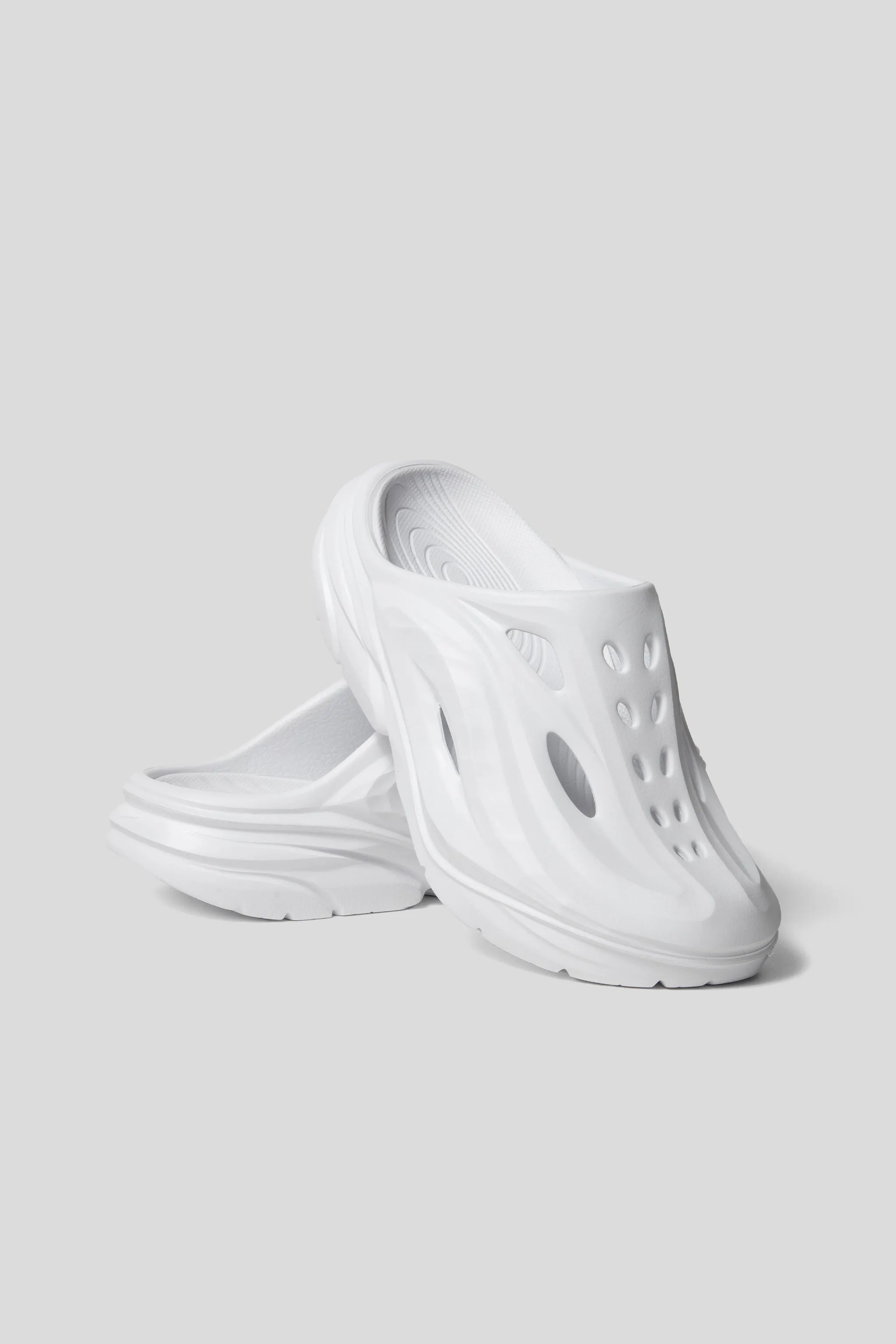 All Gender Ora Recovery Mule - White/White