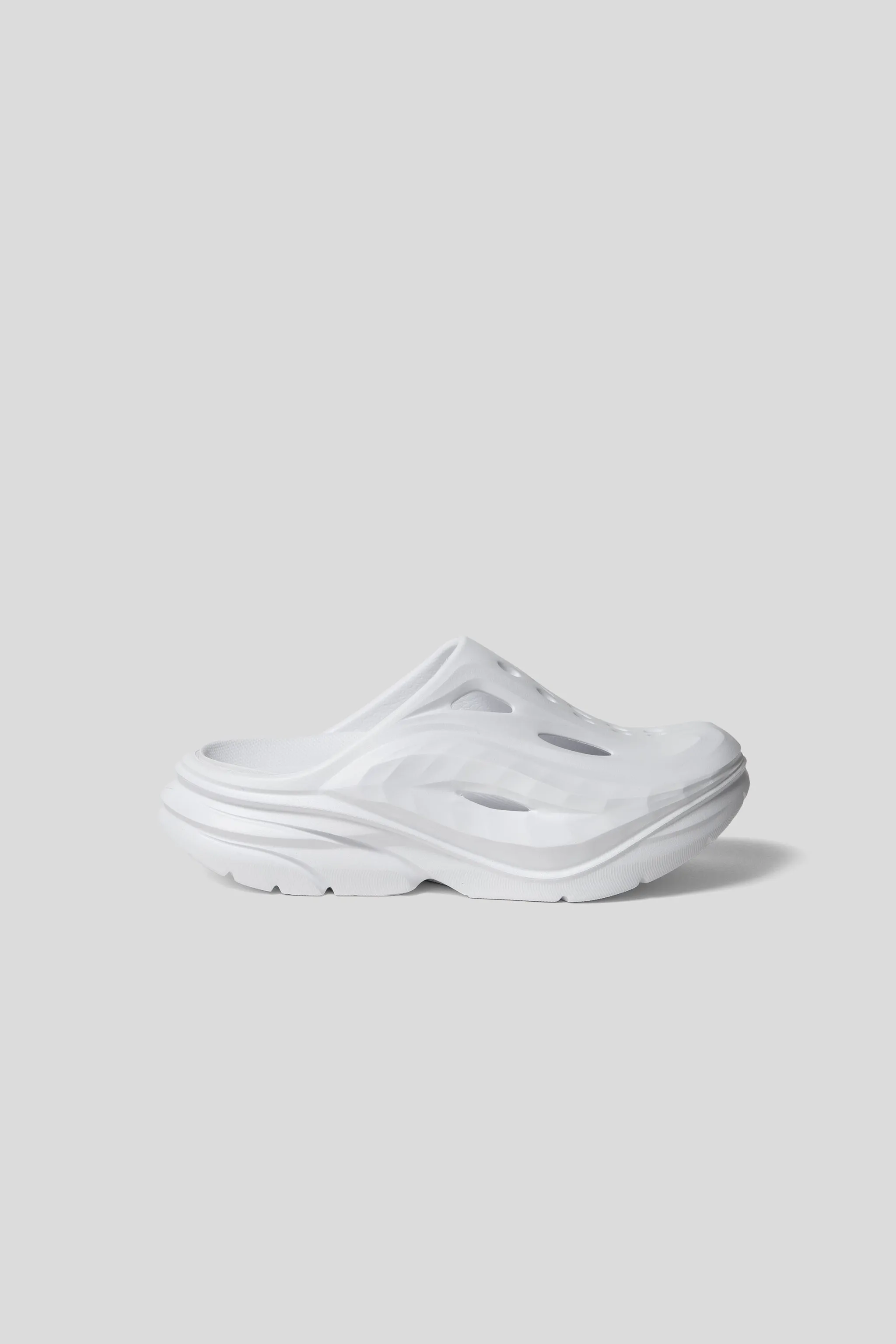All Gender Ora Recovery Mule - White/White