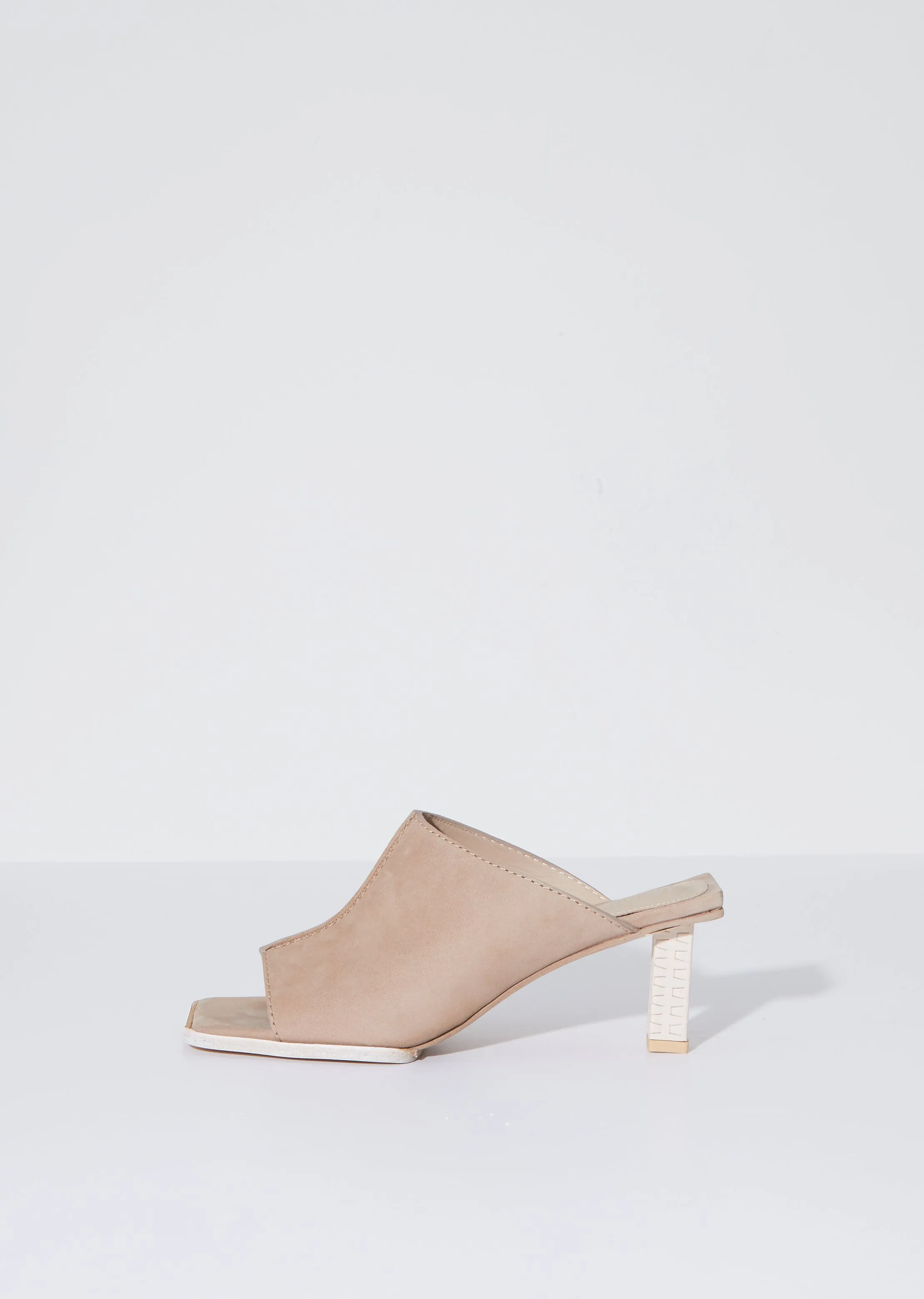 Les Mules Carino