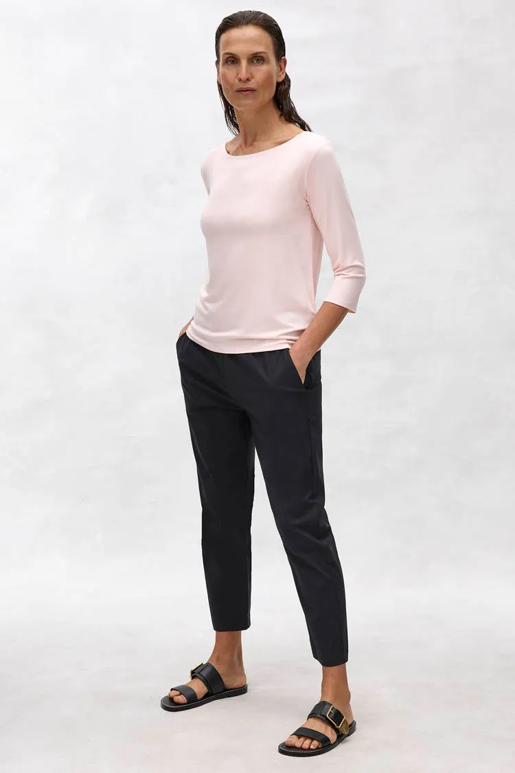 Relaxed Boat Neck in Sugar